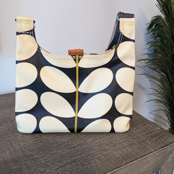 Orla Kiely Bags Orla Kiley Linear Stem Midi Crossbody Poshmark